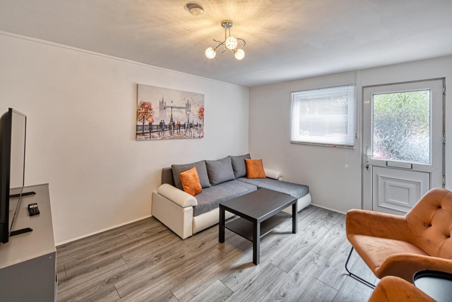 Central Nottingham 3 Bed House With Driveway Екстериор снимка